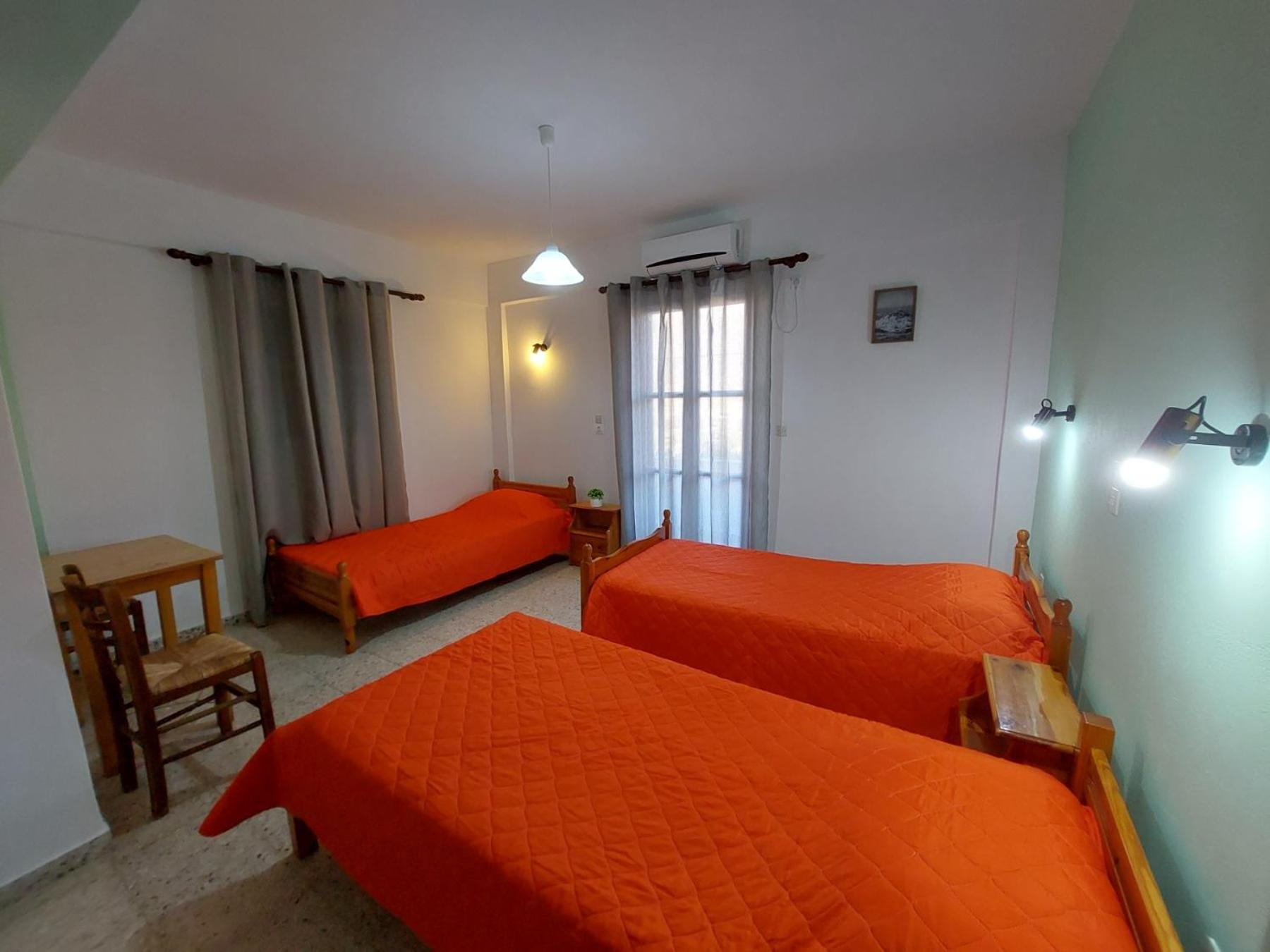 Koukos Hotel Agia Theodoti Exterior foto