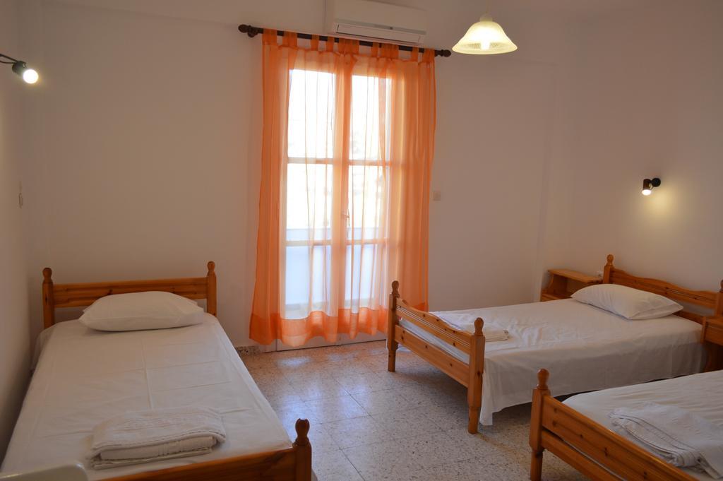 Koukos Hotel Agia Theodoti Exterior foto