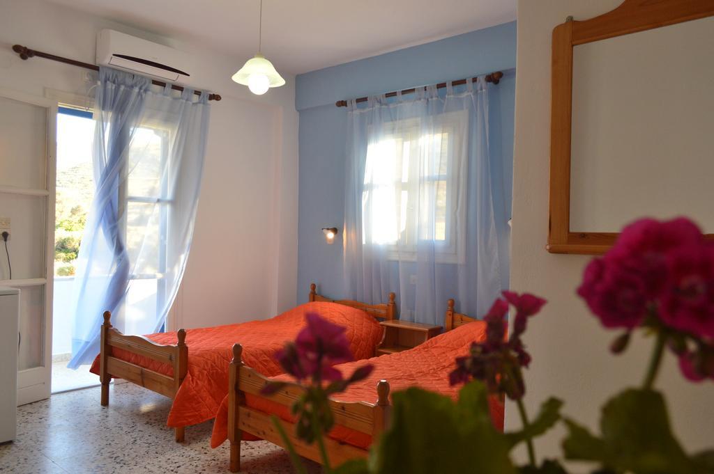 Koukos Hotel Agia Theodoti Exterior foto