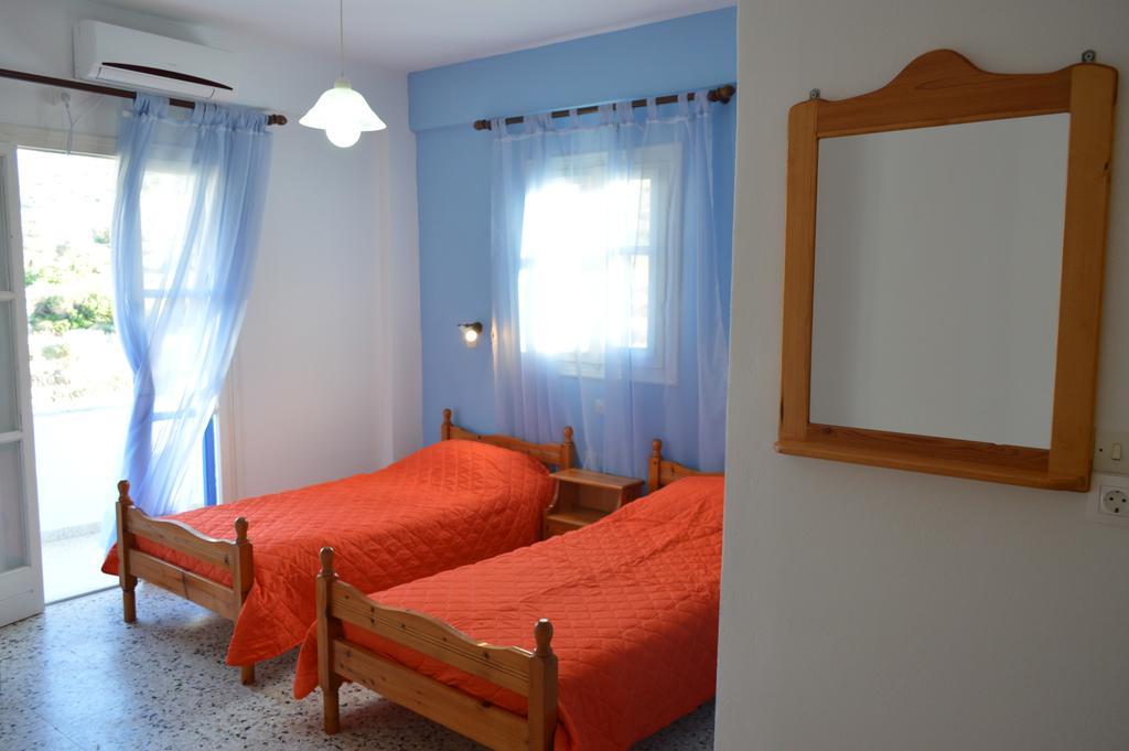 Koukos Hotel Agia Theodoti Exterior foto